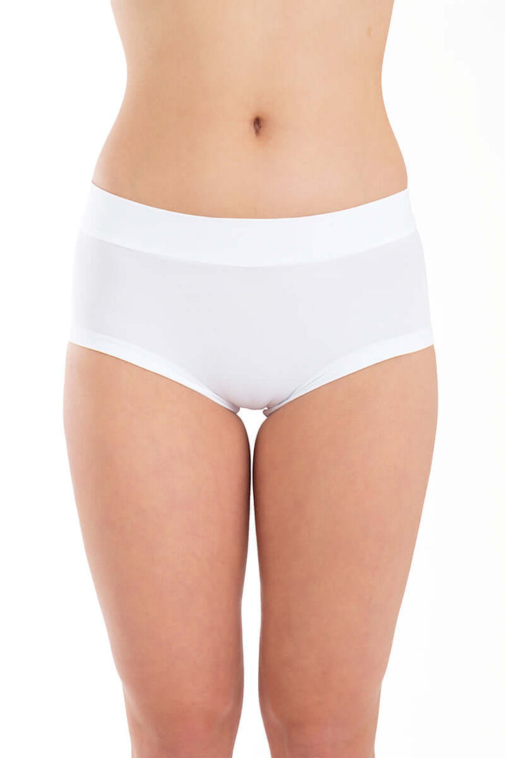 Pole shorts Mandy | Shorts | Color: black | Pole Shorts | Dragonfly Pole Dance Clothing and Bikram Hot Yoga Wear