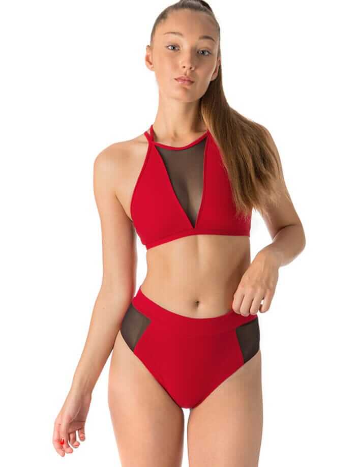 Bikini rouge avec mesh, haut triangle et bas taille haute, look moderne et confortable.